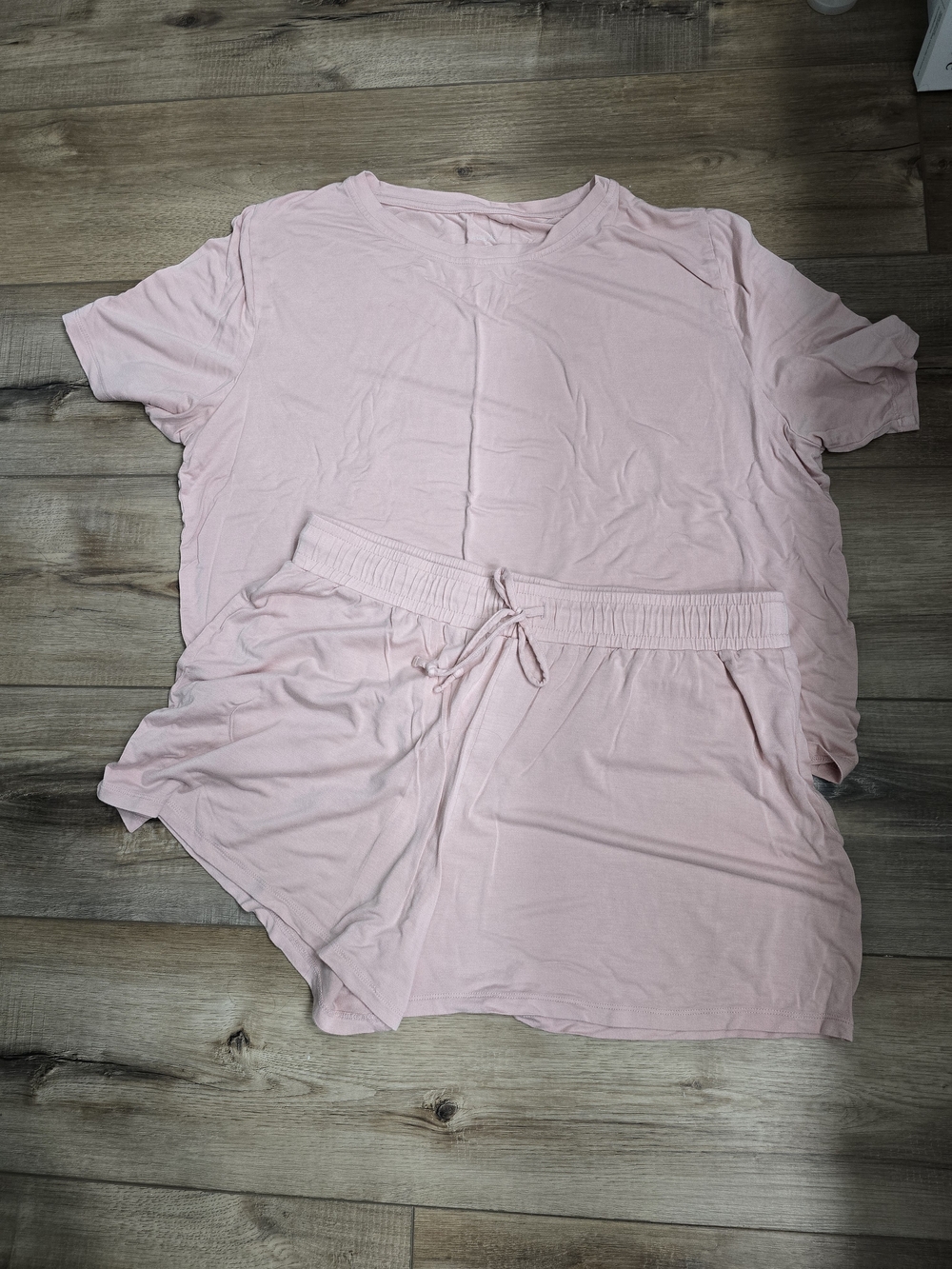 nuuds Two-Piece Shorts Pajama Set In Ribbon Pink